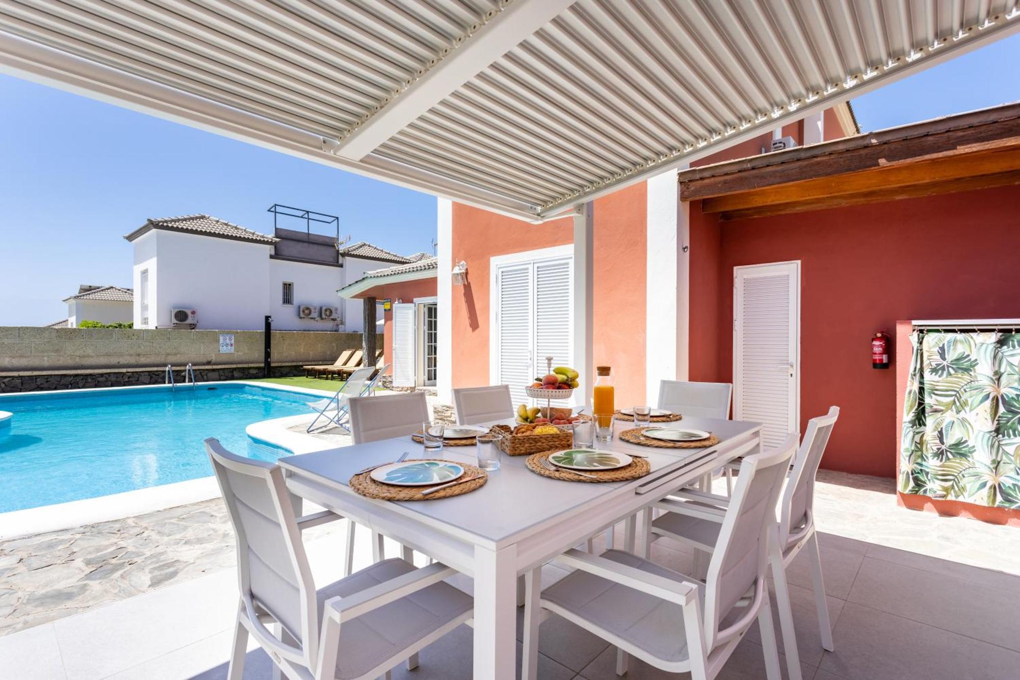 Villa Chloe Costa Adeje Tenerifesummervillas Giant Private Pool 11 Meters Long Extérieur photo