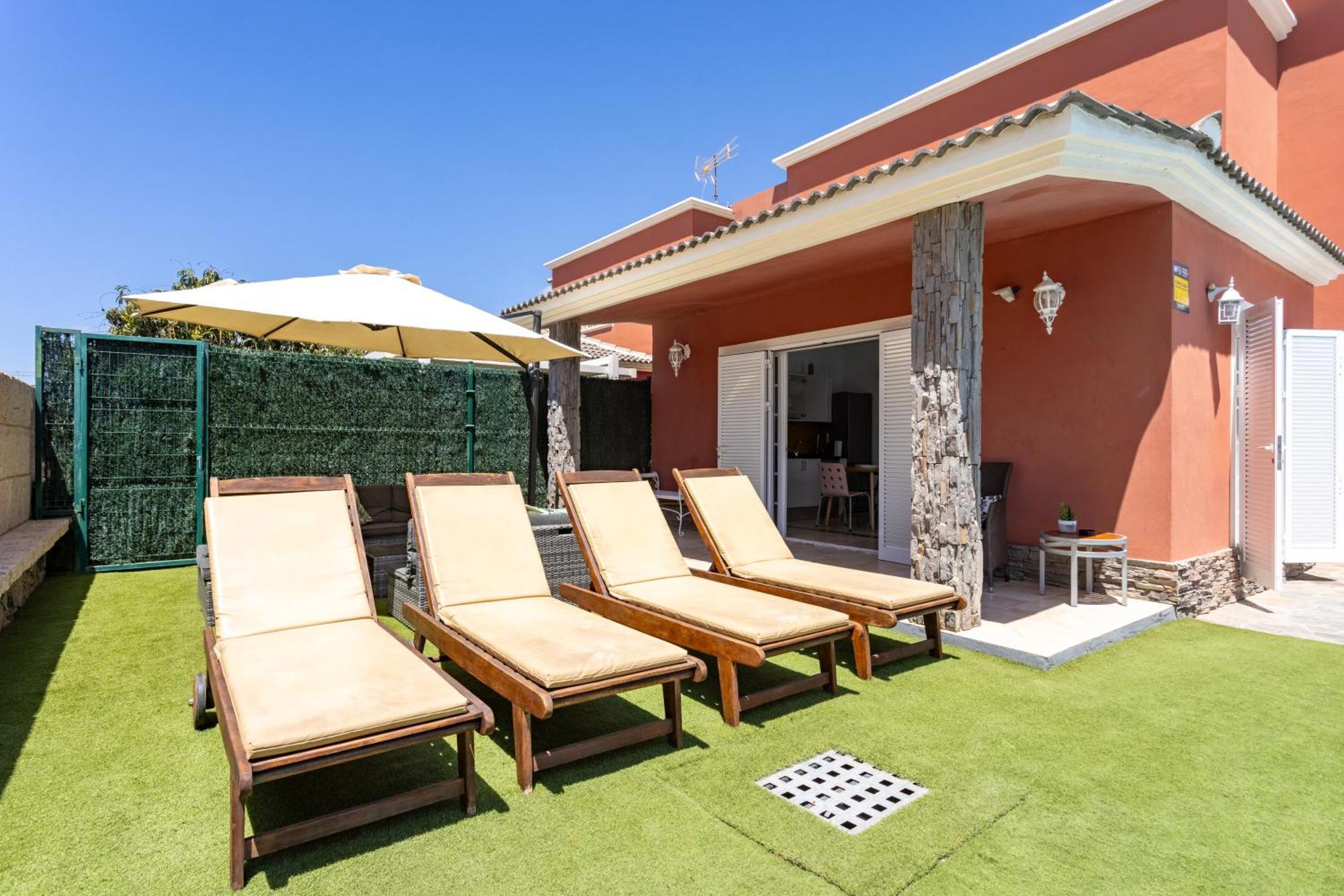 Villa Chloe Costa Adeje Tenerifesummervillas Giant Private Pool 11 Meters Long Extérieur photo