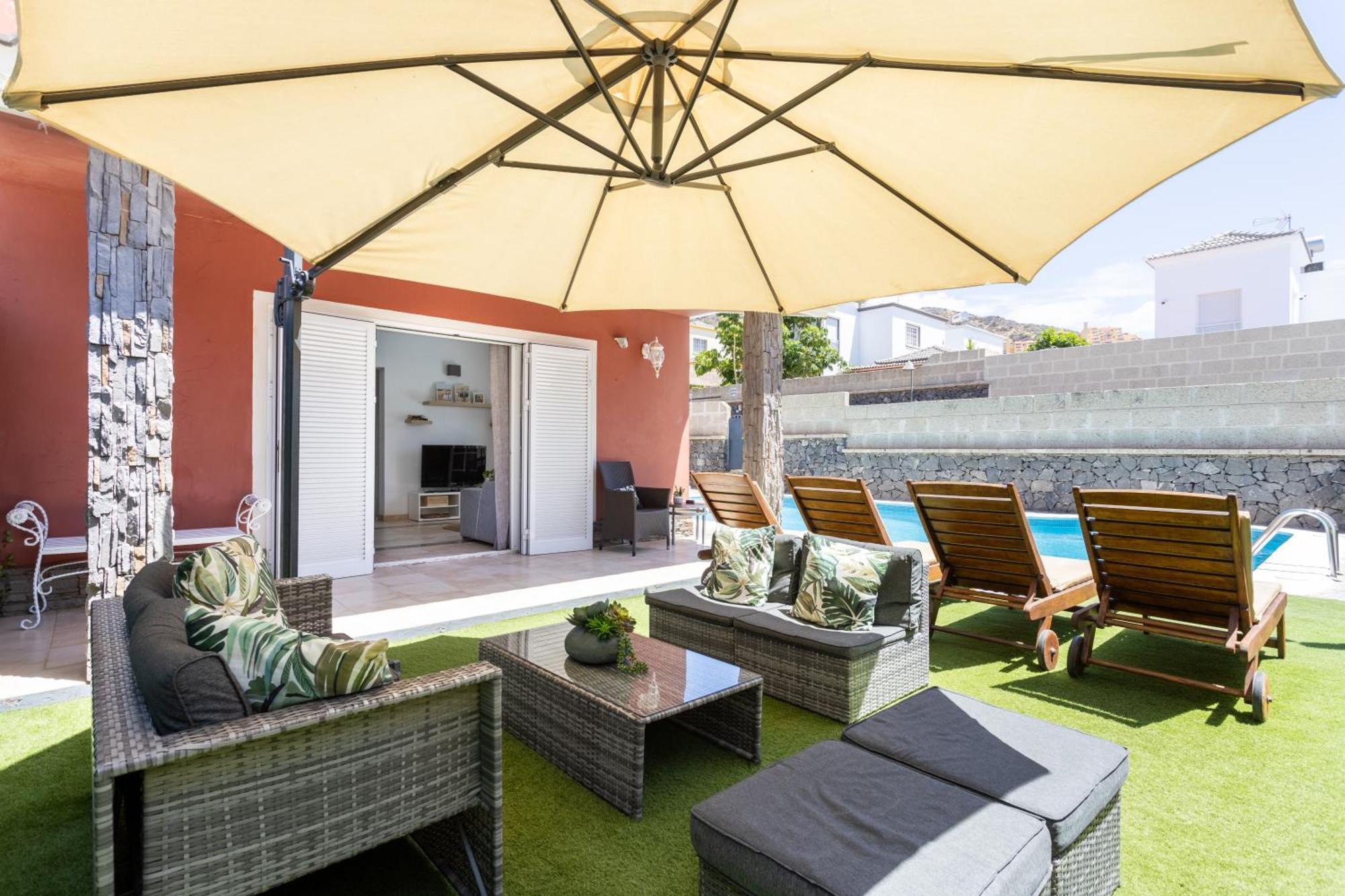 Villa Chloe Costa Adeje Tenerifesummervillas Giant Private Pool 11 Meters Long Extérieur photo
